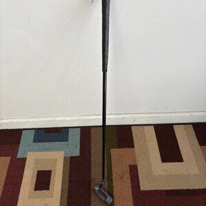 NW Junior Putter Golf Club Right Hand Acculite Titanium Mag Alloy 30.5"